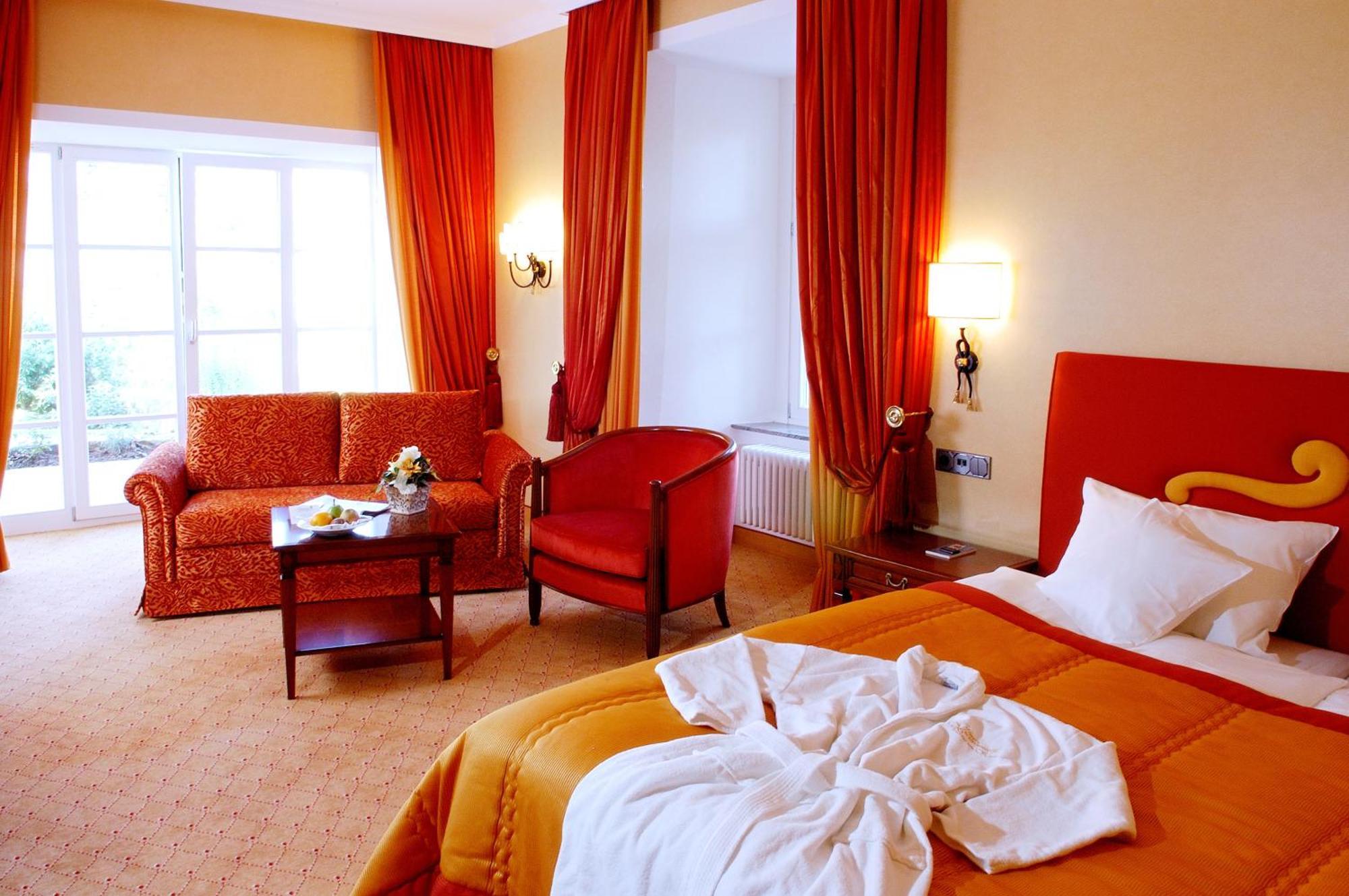 Goebels Schlosshotel "Prinz Von Hessen" Friedewald  Bilik gambar